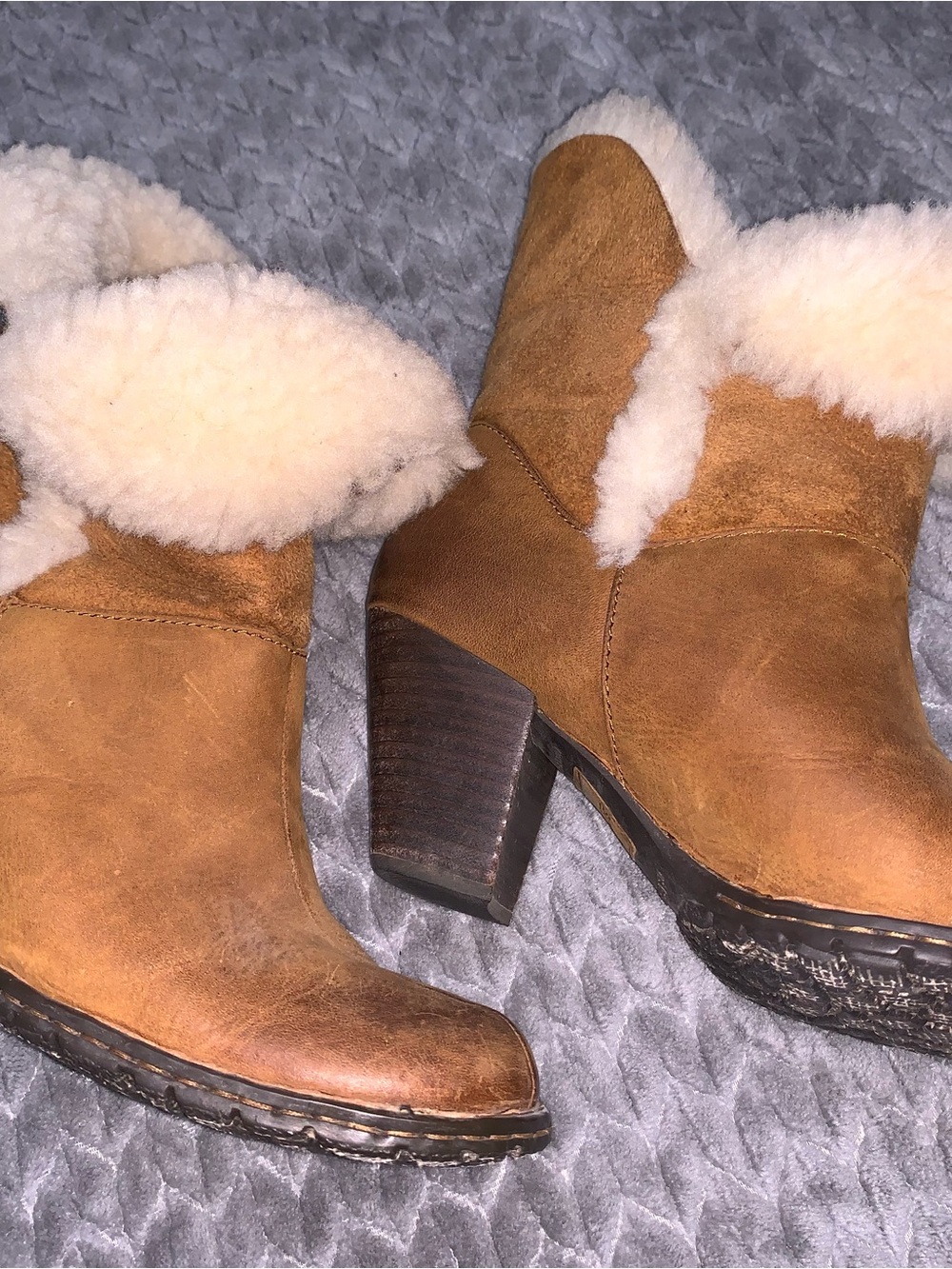 Born Chestnut Brown Shearling-Cuff Winter Boots